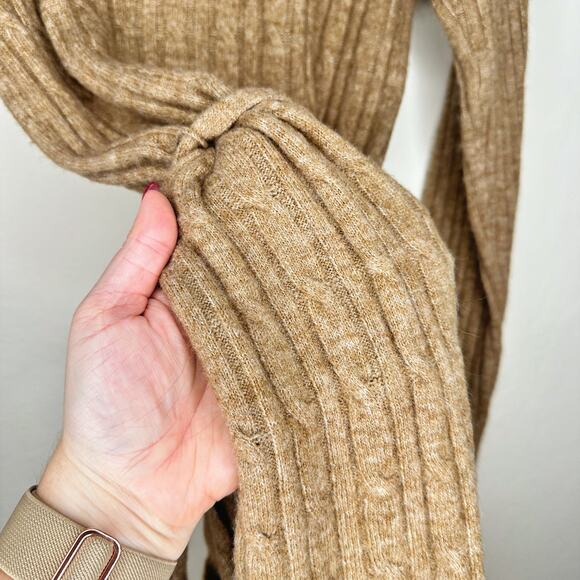 NWT Abercrombie and Fitch Cable Knit Long Sleeve V Neck Midi Sweater Dress Large - Picture 5 of 16